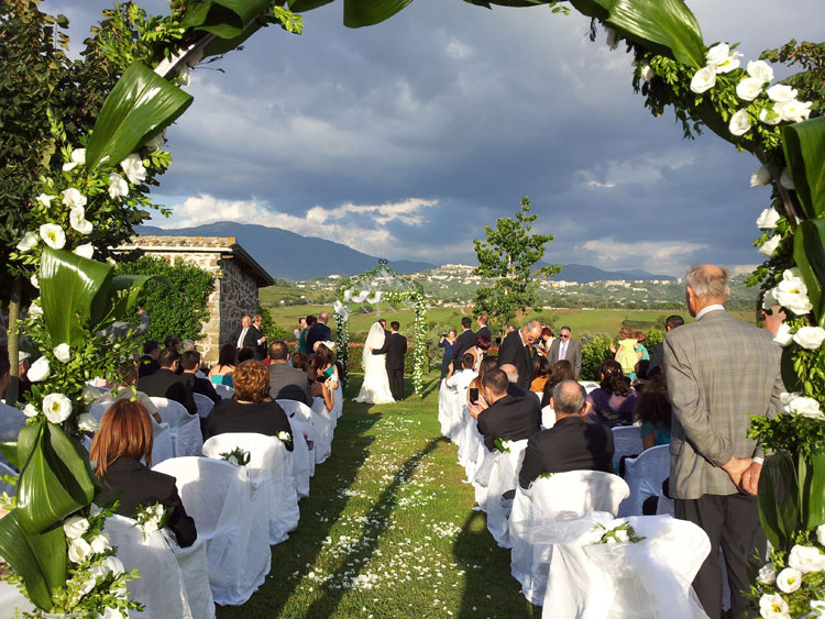 Wedding in the Rome Countryside